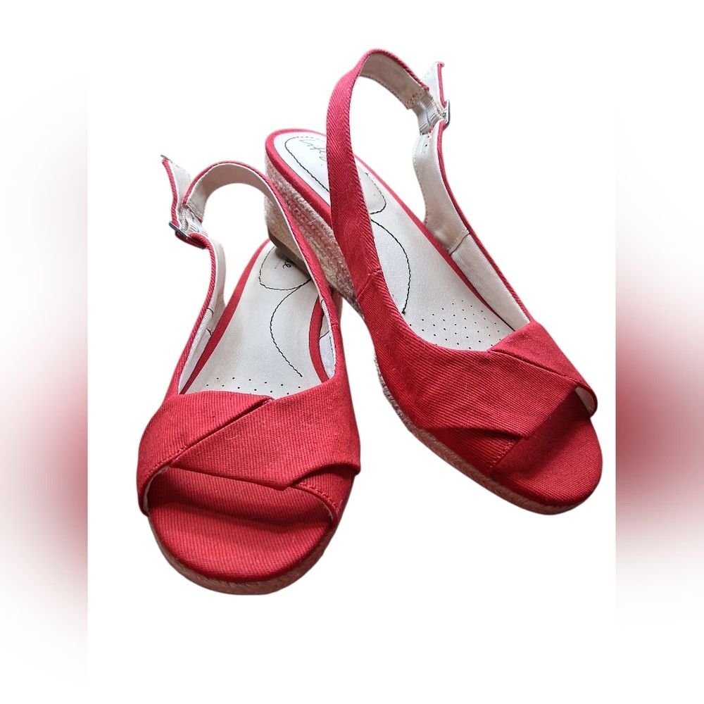 NWOT LIFE STRIDE  Red Espadrille Slingback Sandals